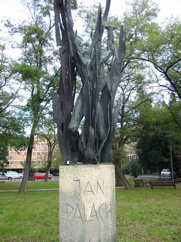 Jan_Palach's_Monument_in_Rome