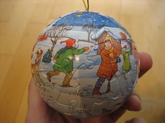 Christmas puzzle ball (1)