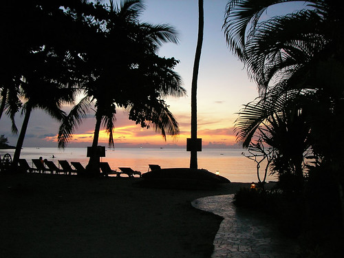 sunset @ salad beach resort koh phangan