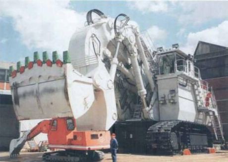 Heavy Machinery & Construction