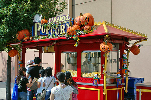 Halloween Popcorn Wagon
