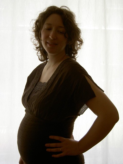 25 weeks pregnant. Baby at 25 Weeks Pregnant