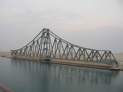 3874f Suez rail bridge