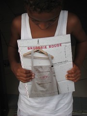 broderie rouge