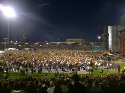 U2 crowd