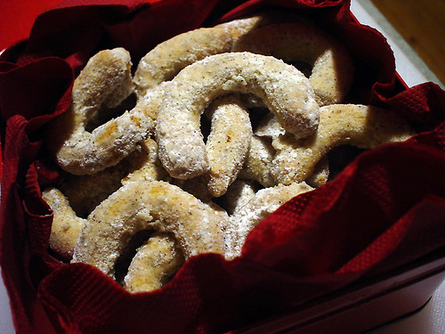 vanillekipferl / vanilla crescent chrismas cookies
