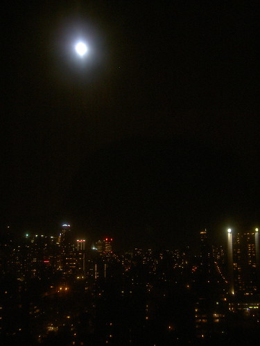 Full moon above Vancouver