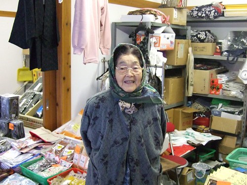 溫海朝市最老的婆婆