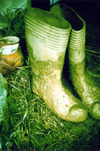 Muddy boots (by daz tazer)