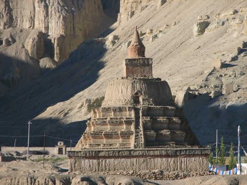 stupa of King Yeshe-O