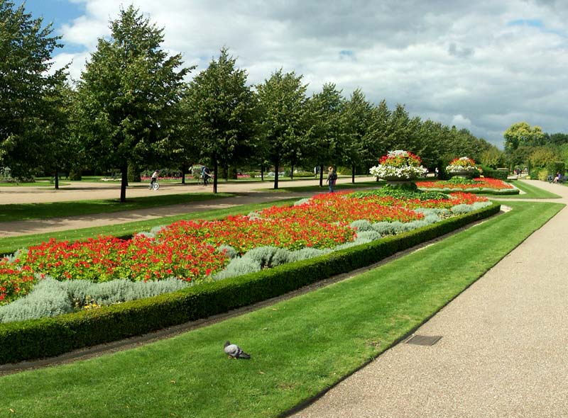 Avenue Gardens in The Regents Park, a Royal Park in London