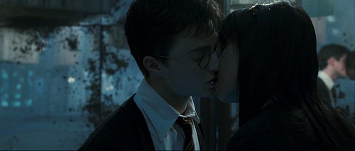 El primer beso de Harry Potter