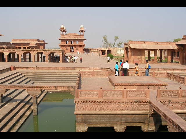 Web-site quality photo - Agra entry