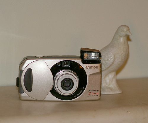Canon Autoboy Luna XL - Camera-wiki.org - The free camera encyclopedia