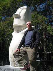 Dave and statue of Keith