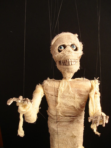 Mummy marionette