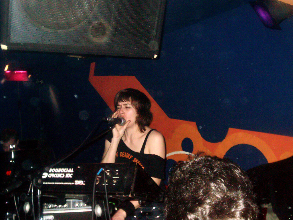 LOST SOUNDS + NAUGHTY ZOMBIES, 3 de Abril de 2005, Sala Siroco (Madrid)