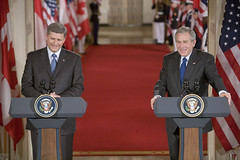 Harper y Bush (Foto: Kimberlee Hewitt / Casa Blanca)