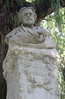 Pedestal con el busto de Gustavo Adolfo Bécquer. En su monumento del Parque de Mª Luisa. Sevilla