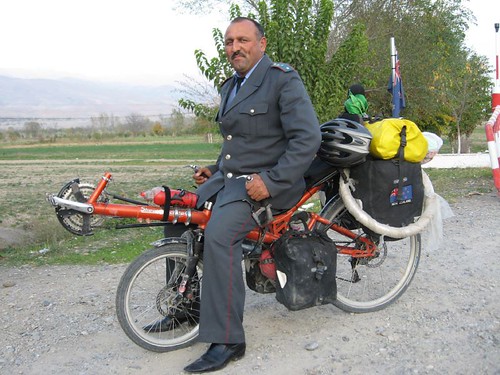 'Allo officer! - Penjikent, Tajikistan