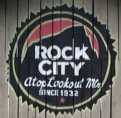 New Rock City logo on SeeROCKCITY.COM barn