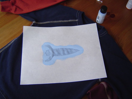 stenciling t-shirts with freezer paper