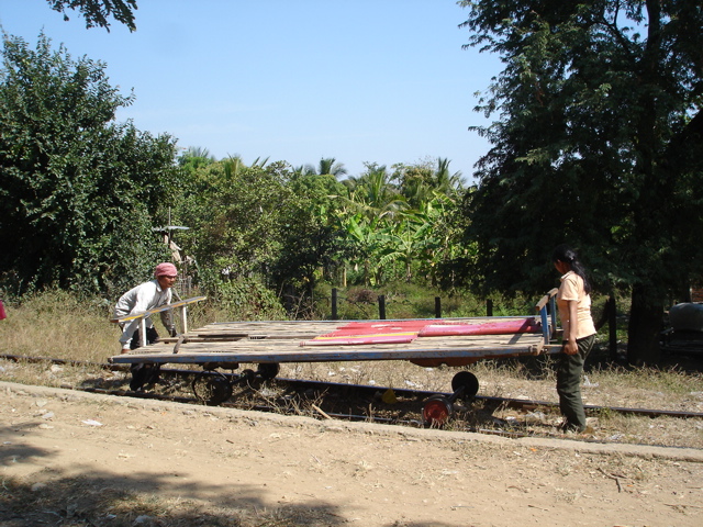 Fw: bamboo train : norry