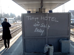 tokyo hotel ist der shit, baby, daglfing station, munich.