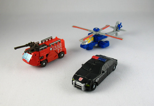 Classics Minicons Firebot, Strongarm, and Divebomb