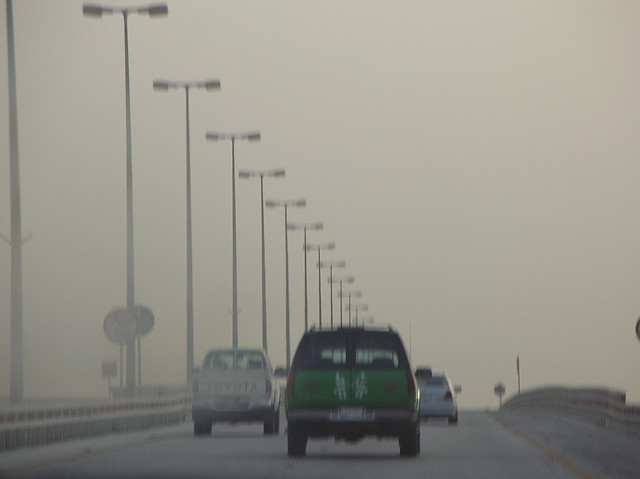 king fahd causeway bahrain causeway traffic on causeway