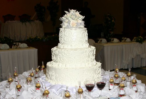White Wedding Cake Ideas