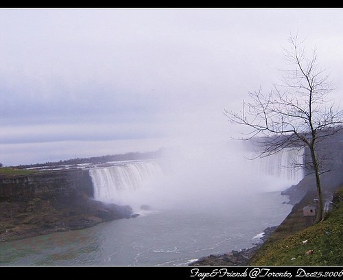 Niagara Fall again (by fayehuang)