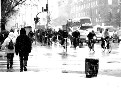 Snowstorm Rushhour (by [Zakkaliciousness])