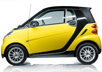 yellow:blk smart fortwo (by AndrewNg.com)