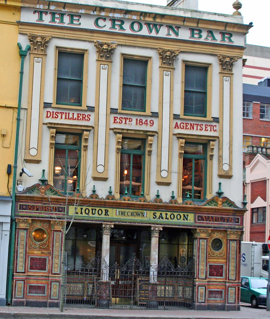 The-Crown-Bar