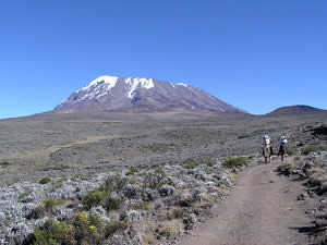 300px-Kibo_summit_of_Mt_Kilimanjaro_001