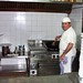 Ibiza - Antonio en la cocina