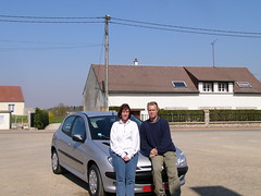 20040329b Meg and Peter with the Peugeot
