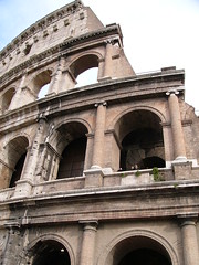 20040411bz Colosseum detail