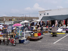 Farmers Market and Flea Market