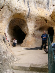 20040401o Peter outside Grotte de Font du Gaume