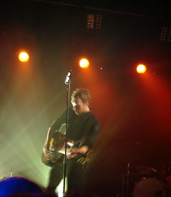 Chris Martin on guitar | Flickr...