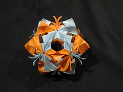 Arabesque (Modular Origami)