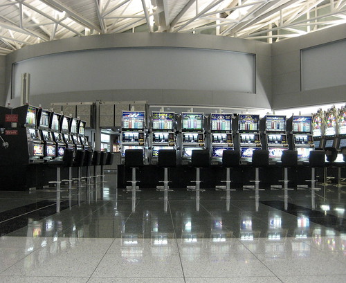 las veags airport slot machine heaven