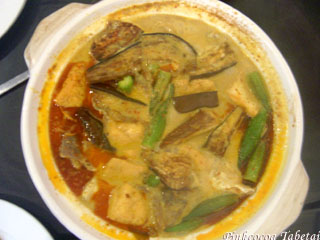 Senses Restaurant - Fishhead Curry