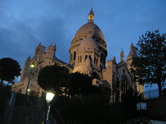 the Sacre Coeur at night