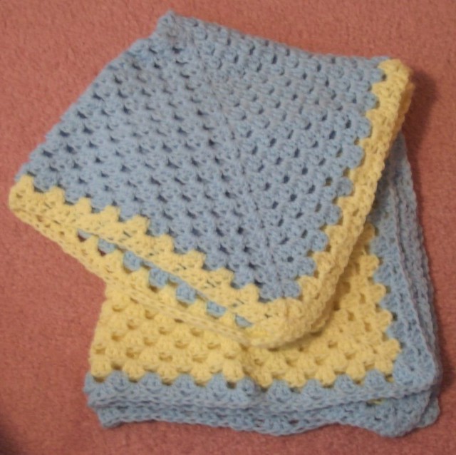 LAPGHAN CROCHET PATTERN Easy Crochet Patterns