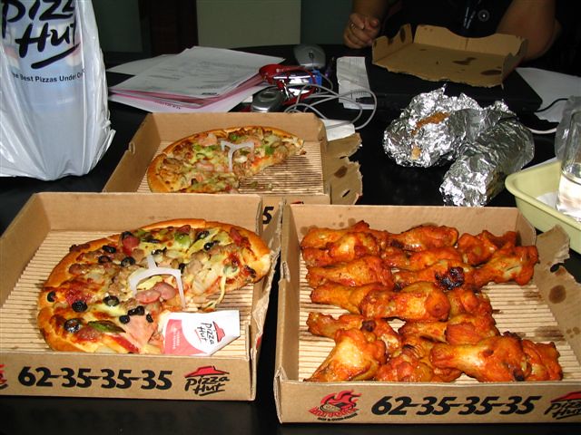 pizza hut singapore style the lunch spread from pizza hut i really ...
