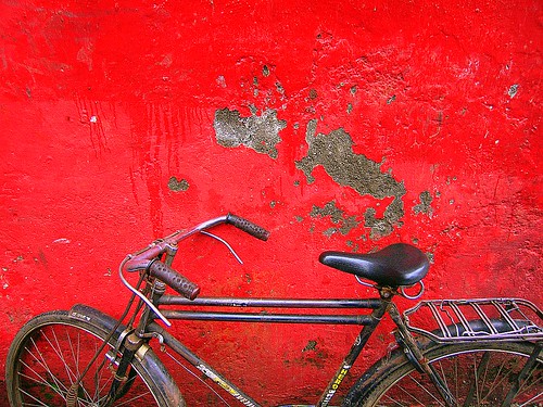 Cycle Sees Red