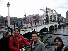 Sebuah Jambatan di Amsterdam, Netherlands